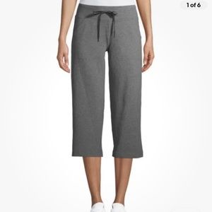 Athletic Works Women’s Heather Gray Athleisure Relaxed Fit Capris XXL/20 New